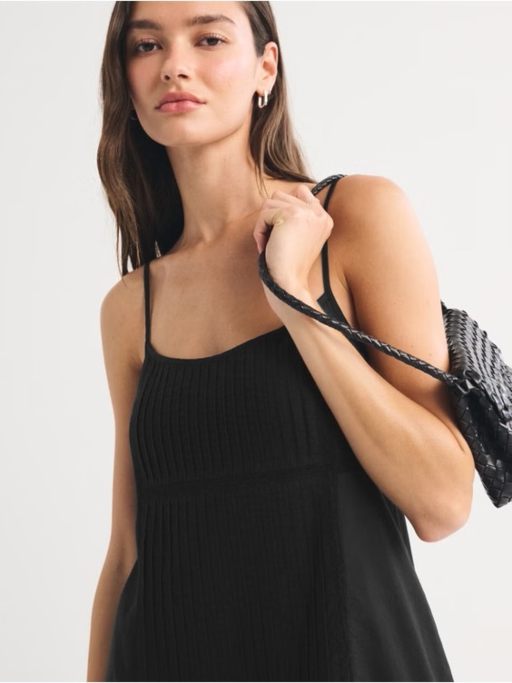 Abercrombie & Fitch Scoopneck Flowy Mini Dress - Picture 4 of 15
